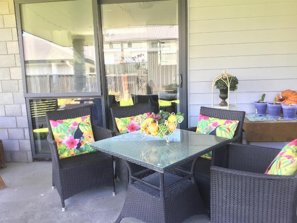 Sabai sabai 27 image 6